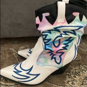 Brand New Western Style Cowgirl Boot
